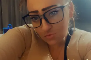 🍭CRAViNG SOMETHING SWEET LET M... - Image 1