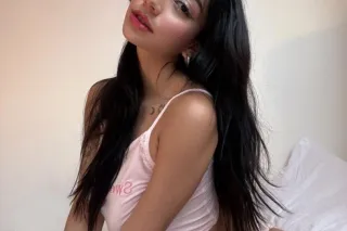 Hello, daddy, I am a girl, wit... - Image 3